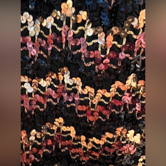 Sequin top size medium - Picture 2 of 5